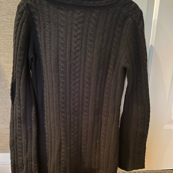 100% cashmere cable knit, tunic length sweater - Picture 2 of 5